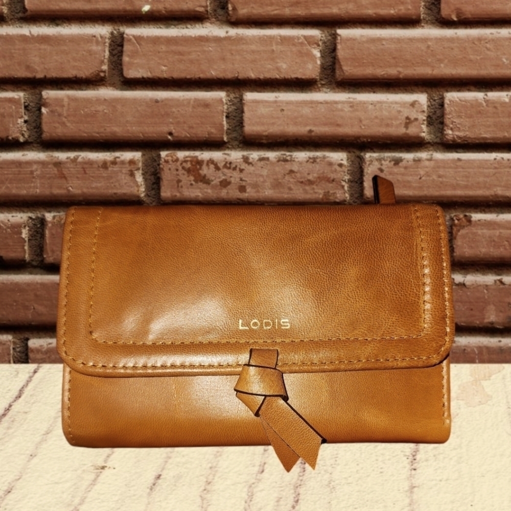 LODIS Medium Wallet.